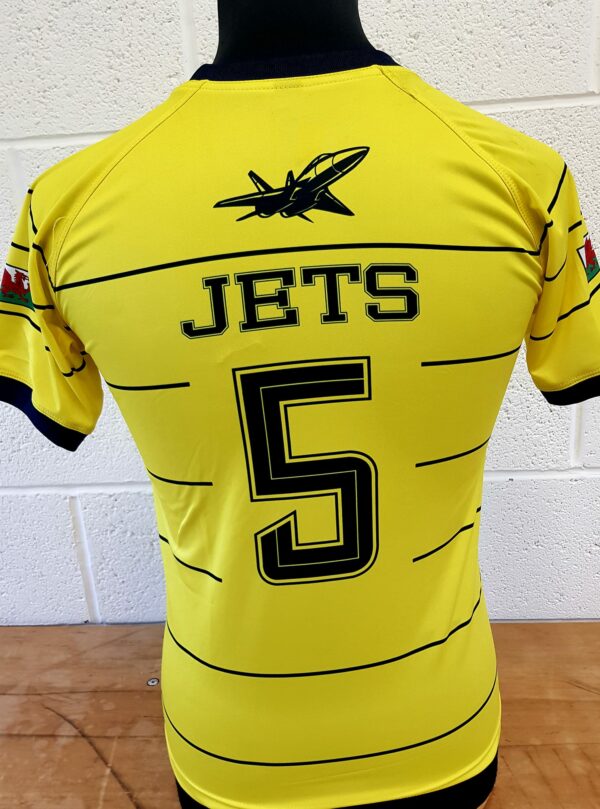 Llandudno Junction Junior Kit - Image 5